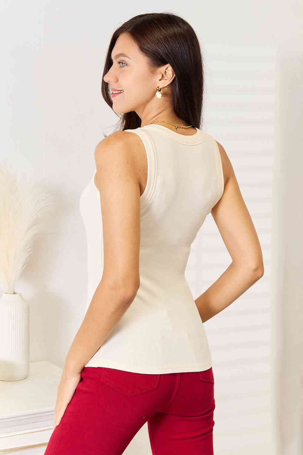 Paige Basic Round Neck Tank