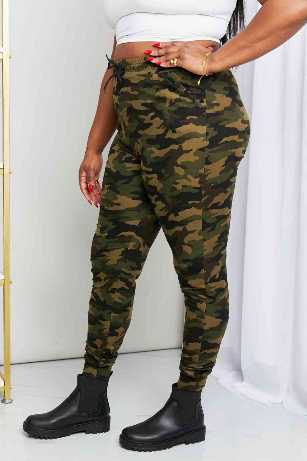 Salute Me Camo Joggers