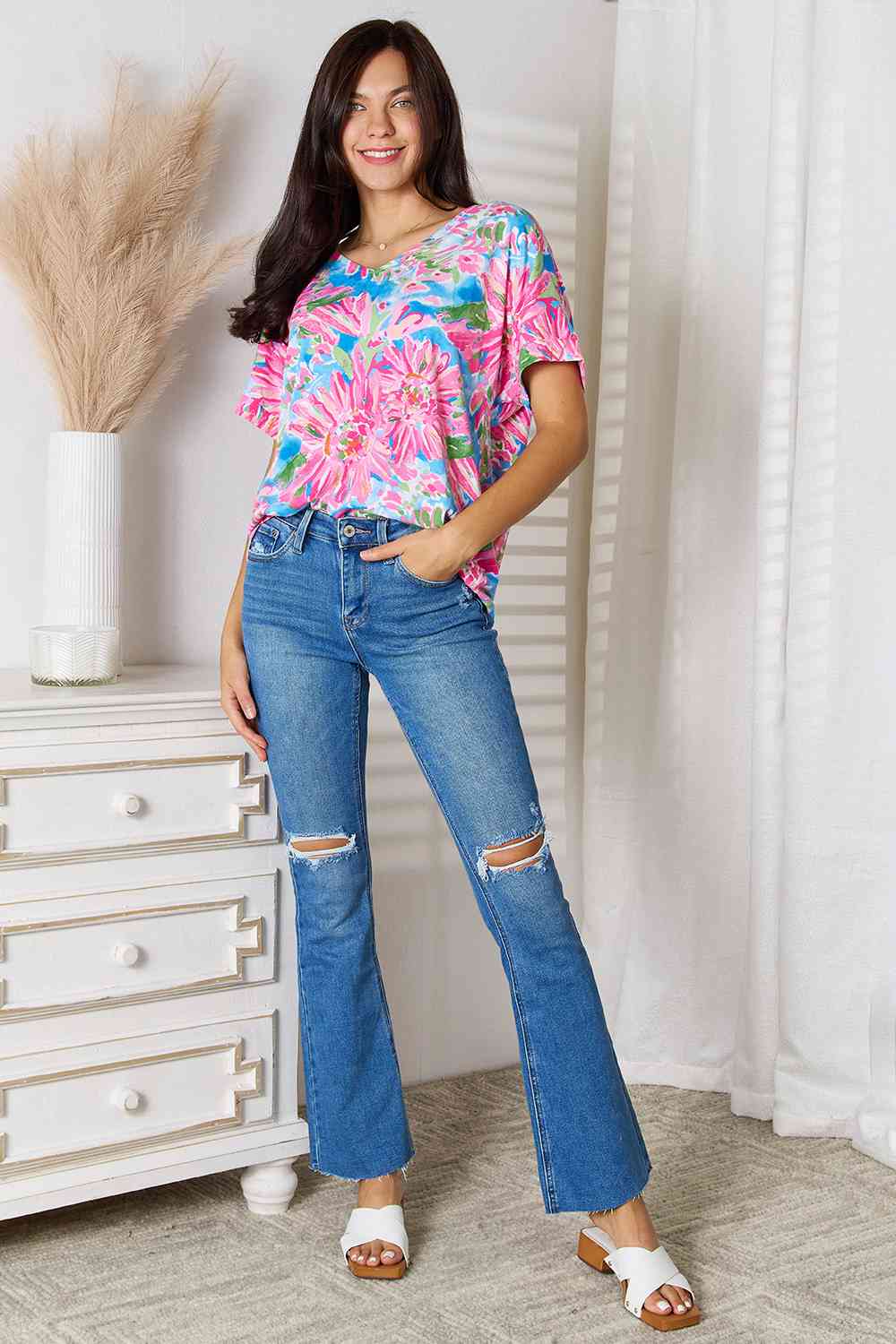 Mila Floral V-Neck Blouse