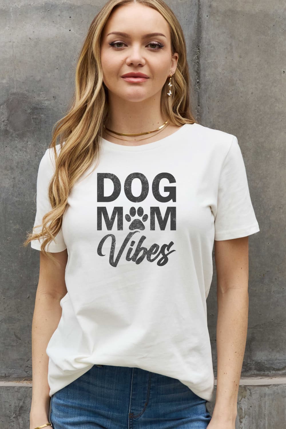 Dog Mom Vibes Graphic Tee