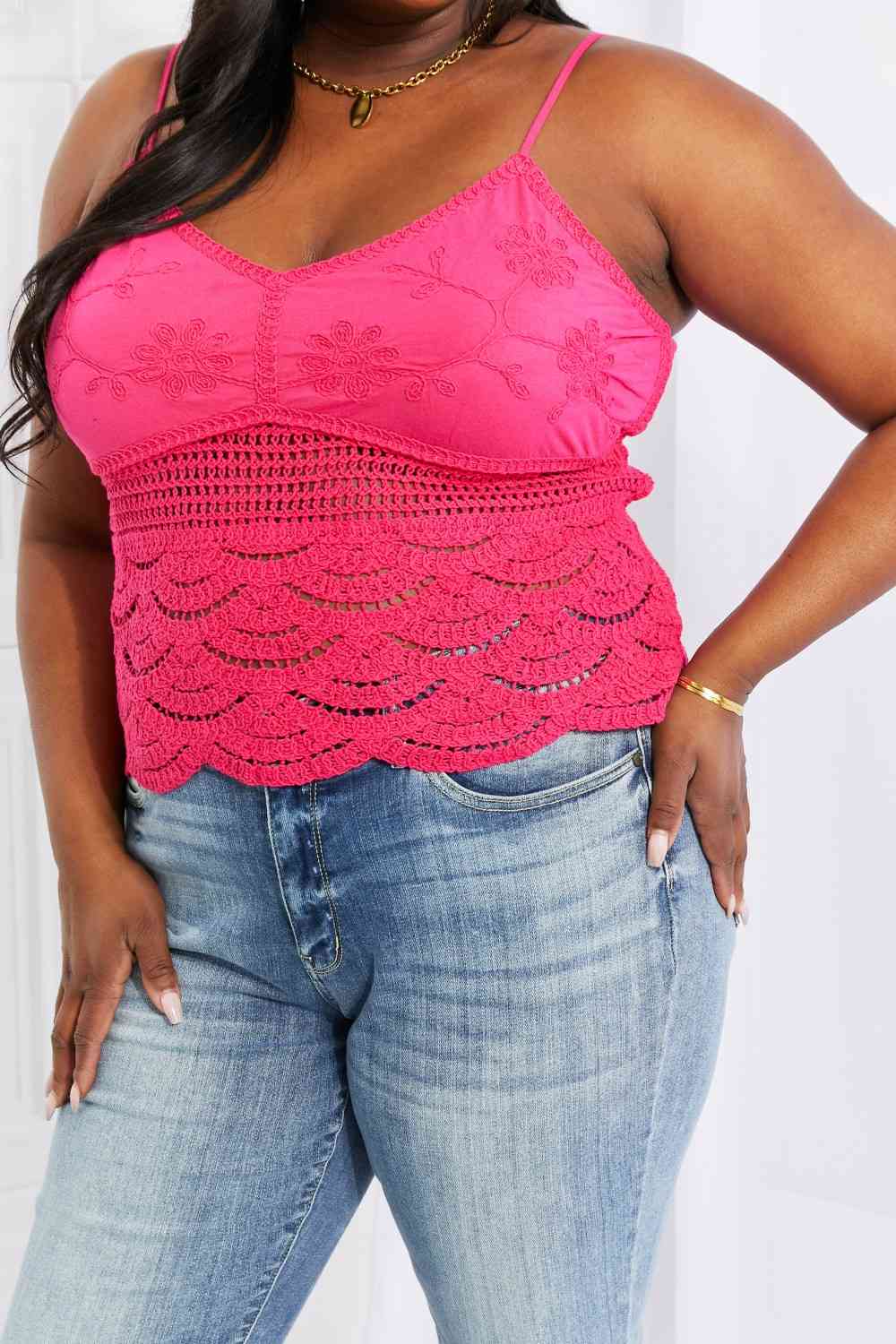 Sweet Paradise Sleeveless Lace Top