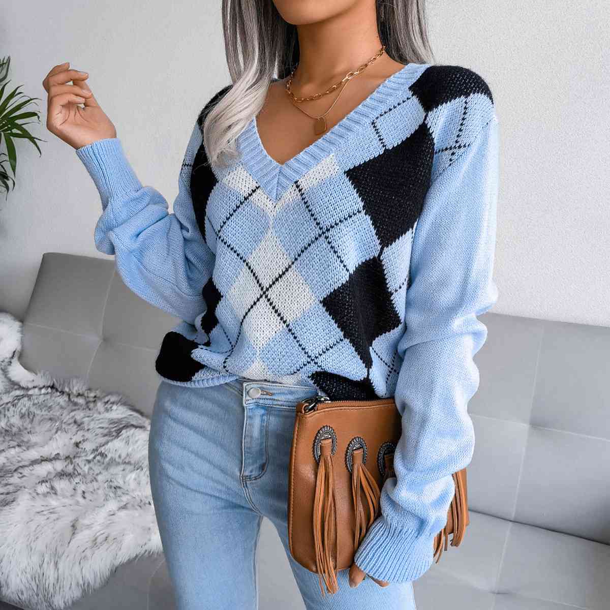 Flair Geometric V-Neck Sweater