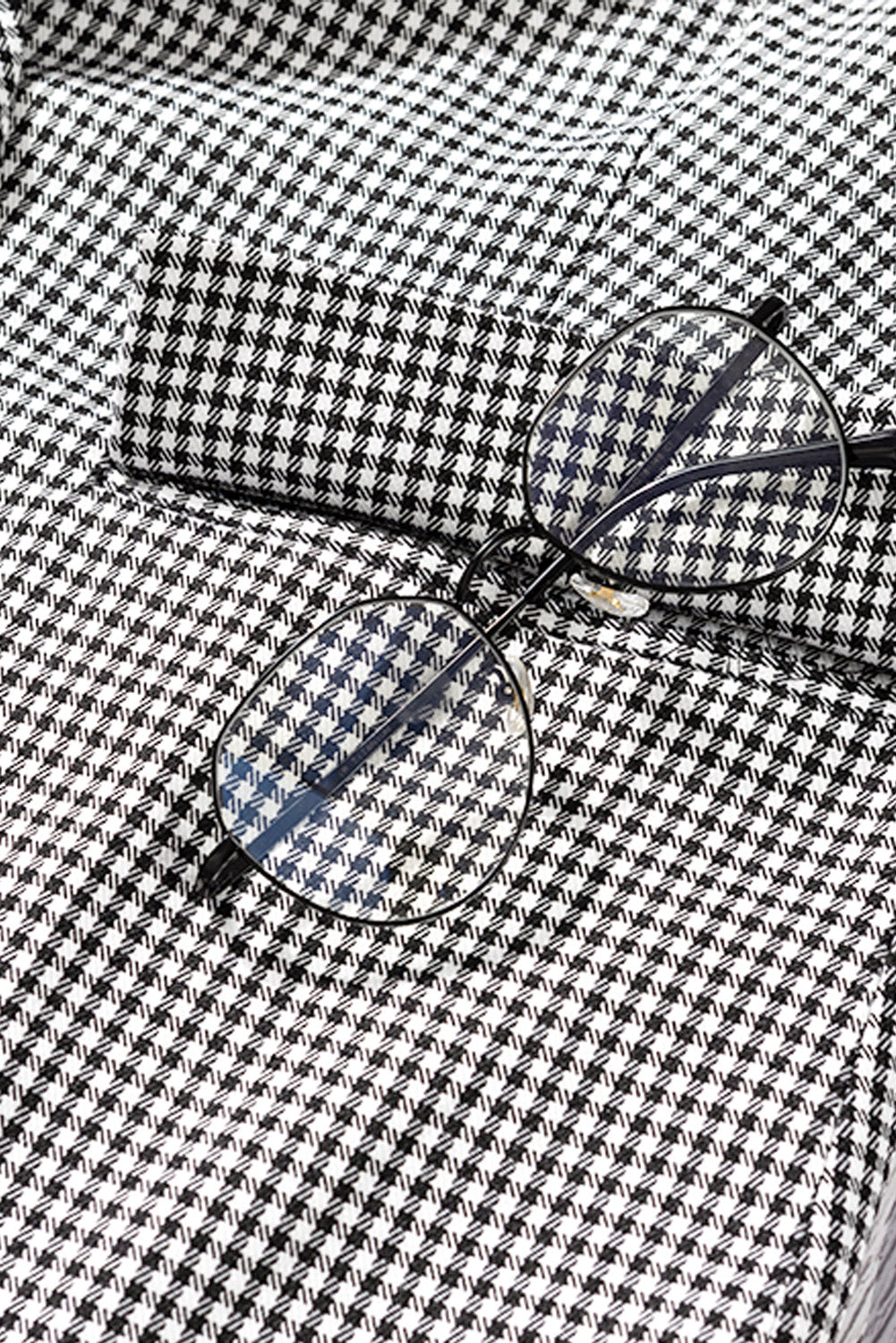 Taking My Time Houndstooth Blazer