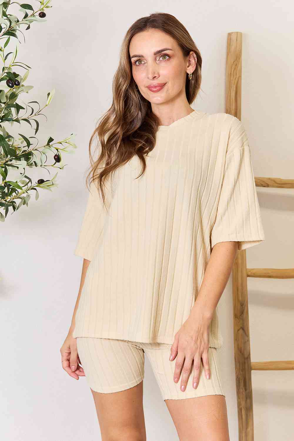 Alianna Ribbed Round Neck Top and Shorts Set