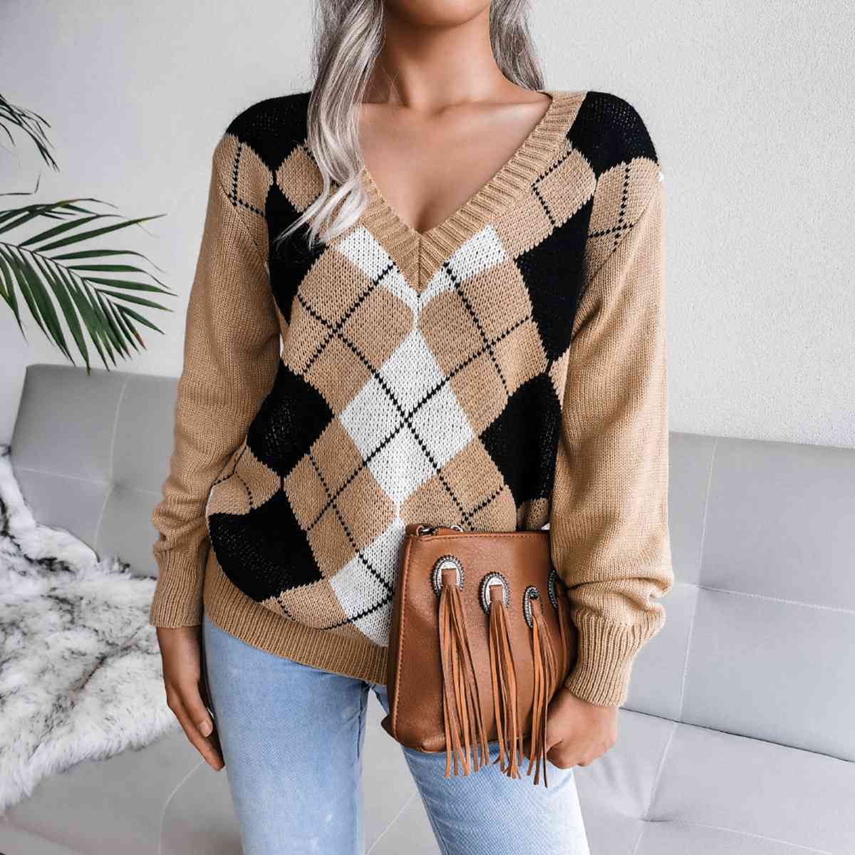 Flair Geometric V-Neck Sweater