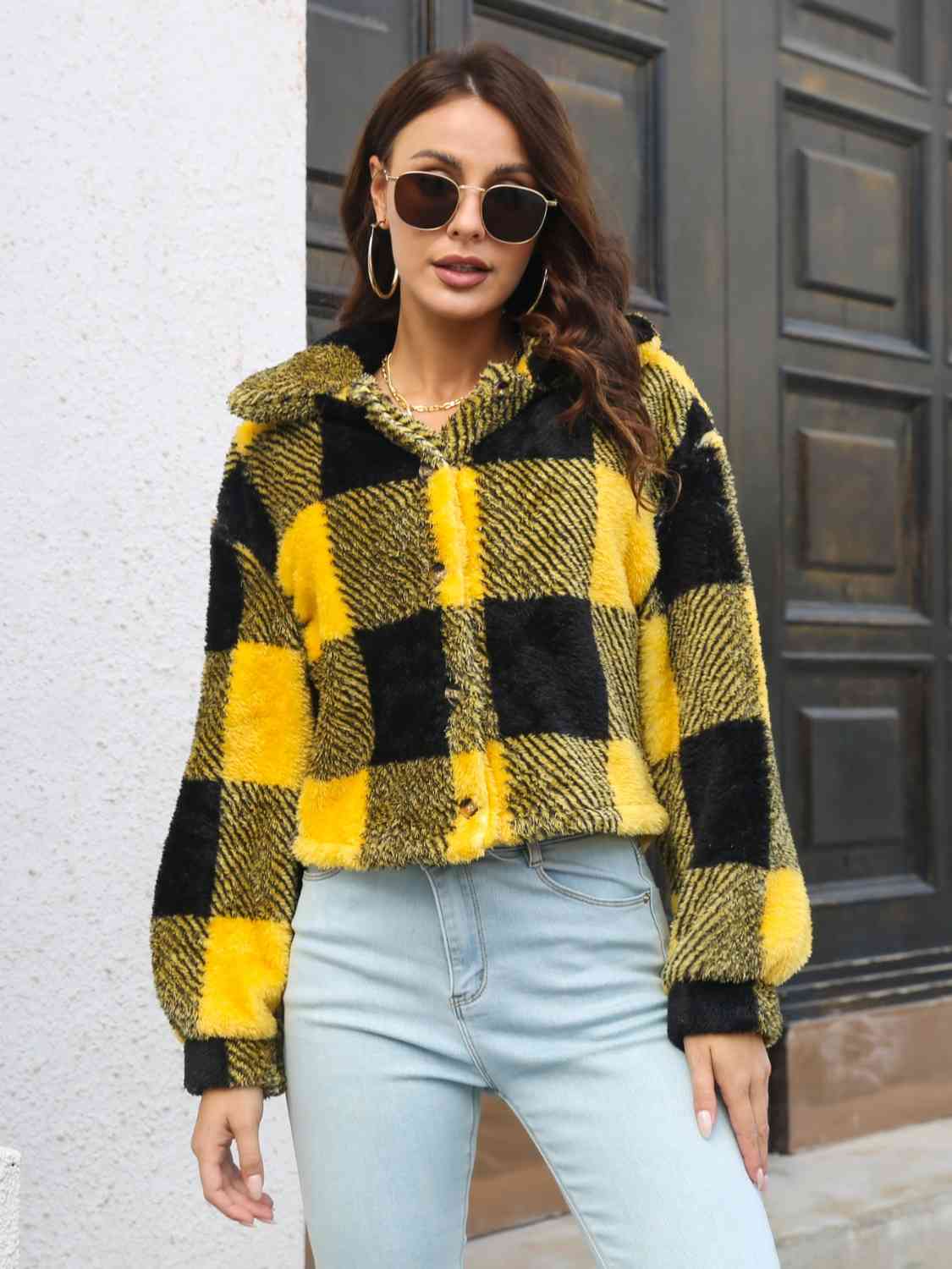 Outdoorsy Plaid Buttoned Jacket