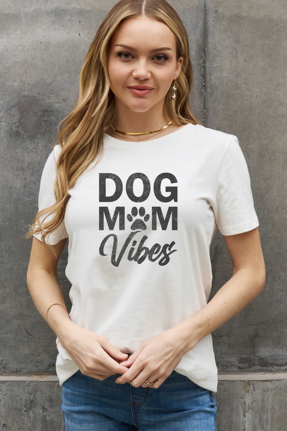 Dog Mom Vibes Graphic Tee