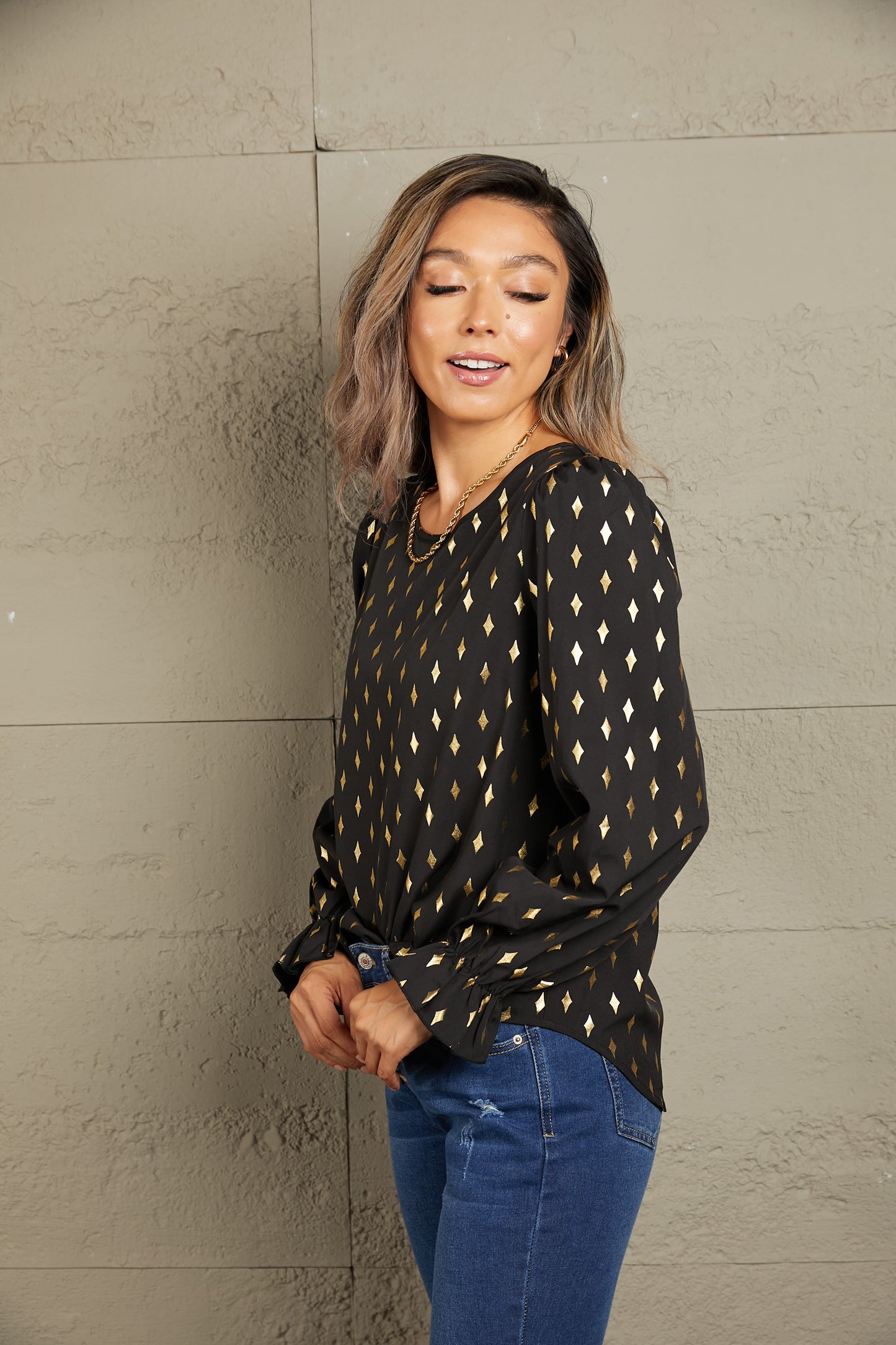 Noemi Round Neck Flounce Sleeve Blouse