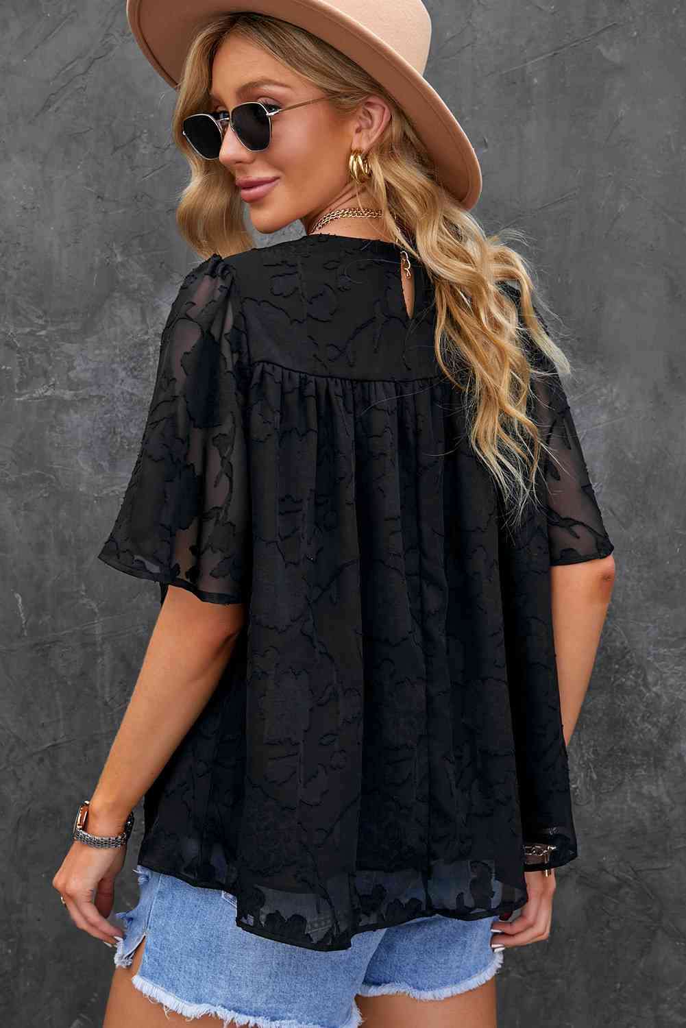 Vanessa Round Neck Puff Sleeve Blouse