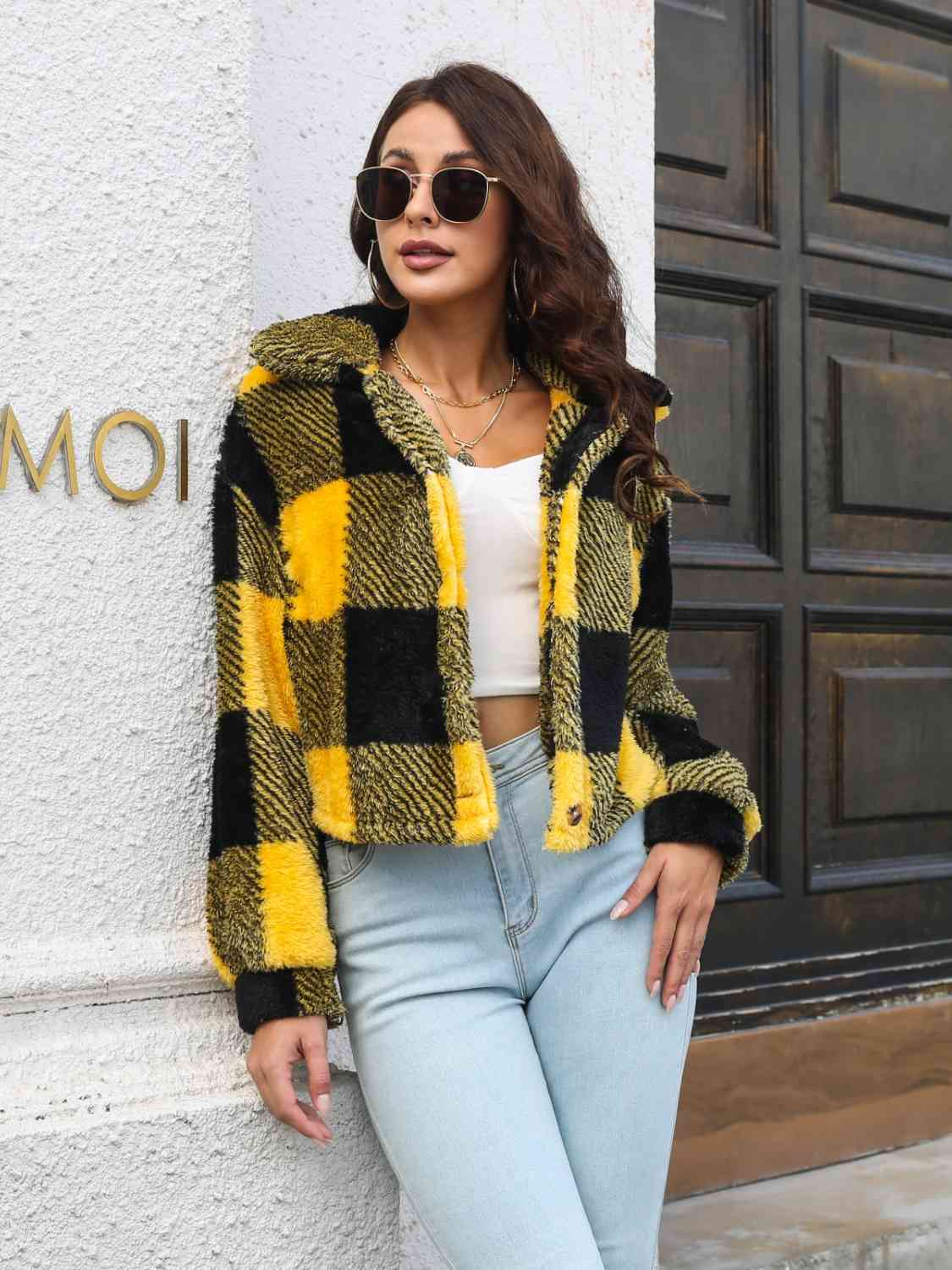 Outdoorsy Plaid Buttoned Jacket