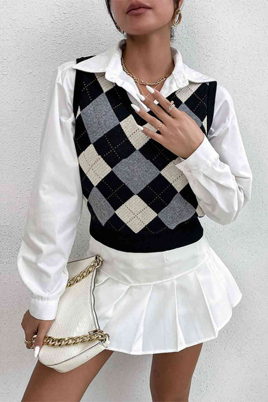 Holly Argyle V-Neck Knitted Vest