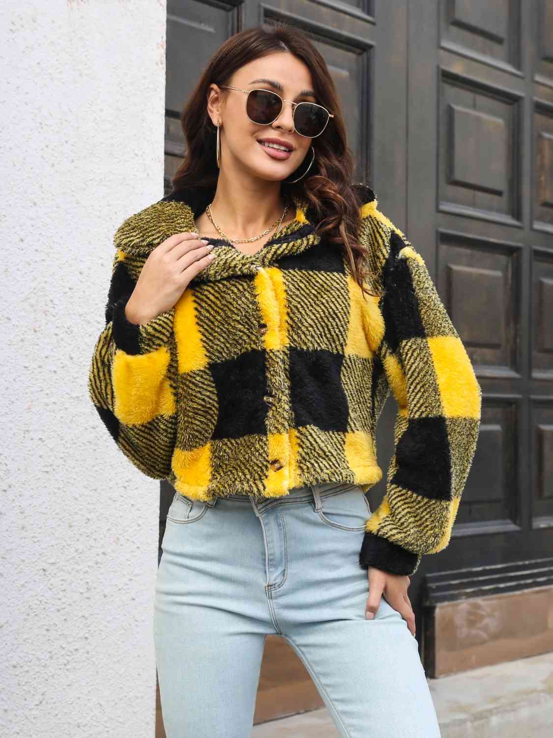 Outdoorsy Plaid Buttoned Jacket